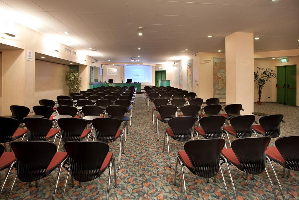 Hotel & Loisir Le Ruote Roveleto Bagian luar foto